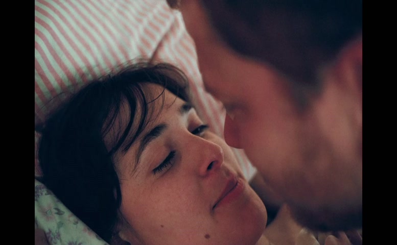 Jennifer Cabassu Breasts Scene  in Jennifer Ou Le Pont De Singe