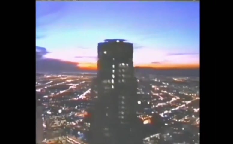 Demi Moore Sexy Scene  in Late Show With David Letterman