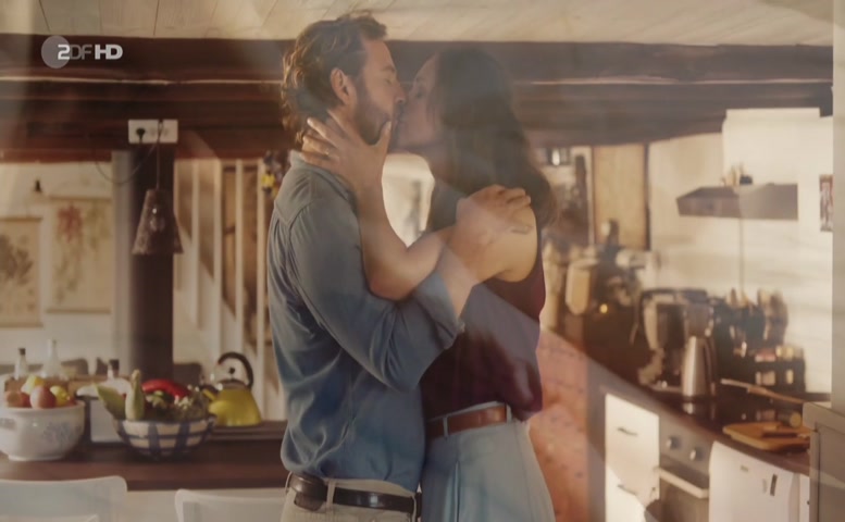 Natalie Thiede Breasts Scene  in Inga Lindstrom