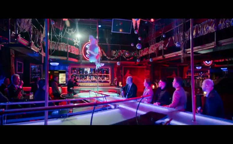 Anastasiya Krylova Sexy Scene  in Zakryt Geshtalt