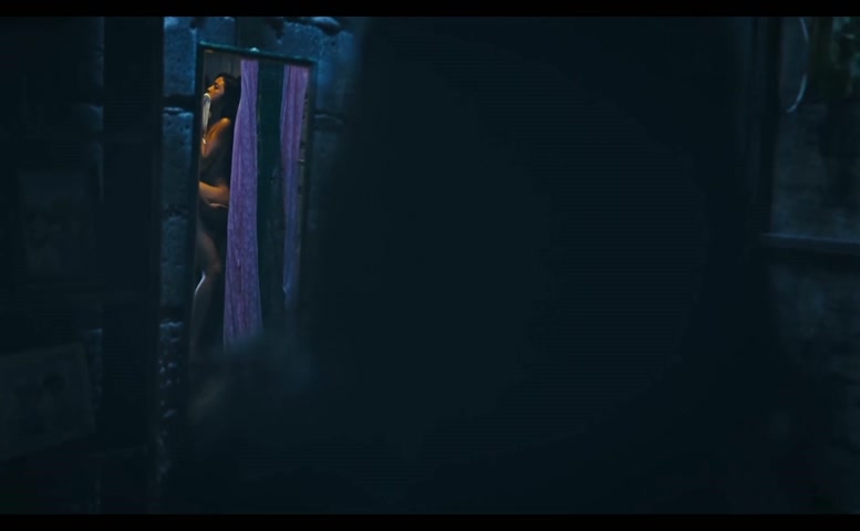 Aiko Garcia Sexy Scene  in Palipat-Lipat, Papalit-Palit