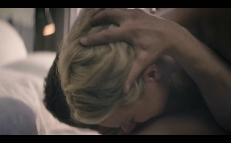 Elisabeth Moss Sexy Scene  in The Veil