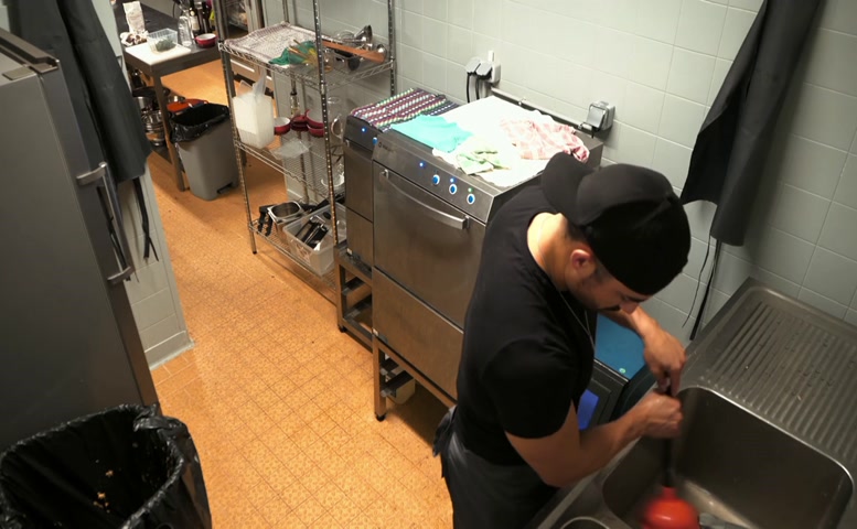 Hannah Fouch, Priscila Ferrari Sexy Scene  in Vanderpump Villa