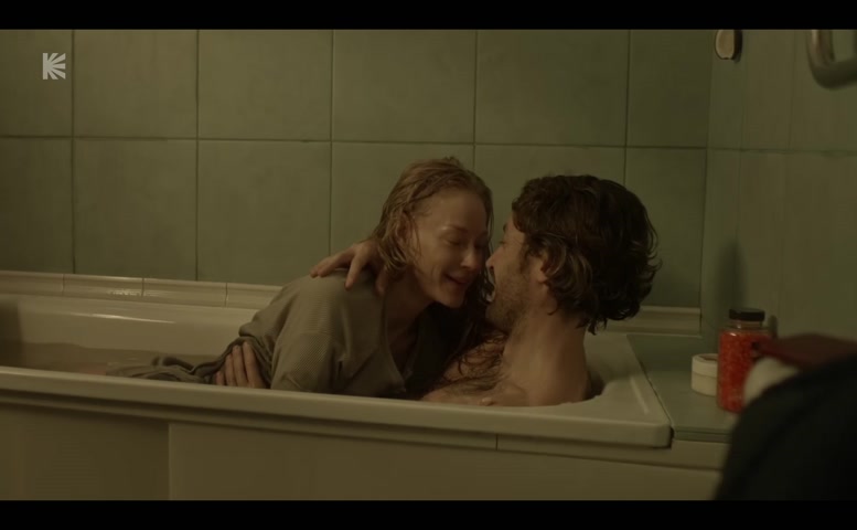 Svetlana Khodchenkova Sexy Scene  in Myorzlaya Zemlya