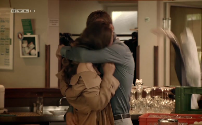 Sarah Maria Besgen Butt,  Breasts Scene  in Manner! Alles Auf Anfang