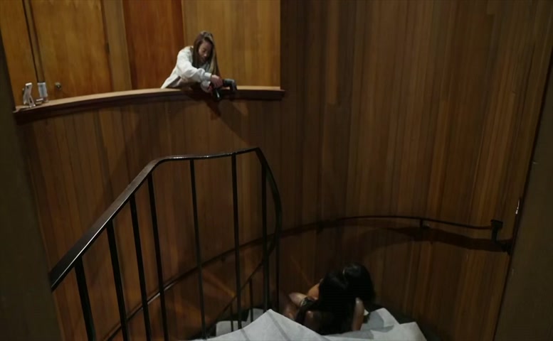 Ava Louise, Jade Ramey, Nafeesah Fosh Terry Thong,  Underwear Scene  in House Of Heat