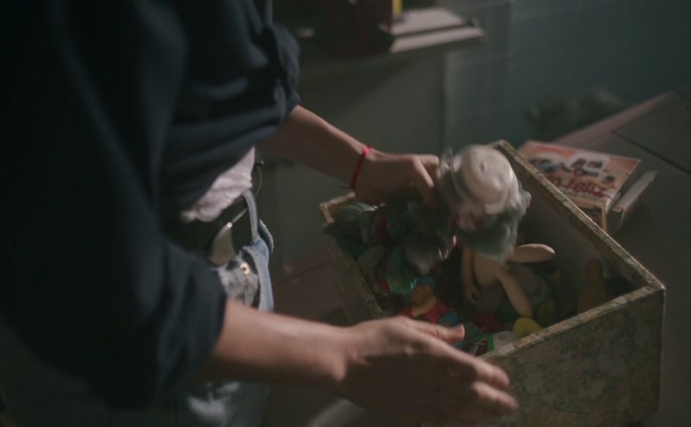 Mina Serrano Underwear Scene  in Cris Miro (She)