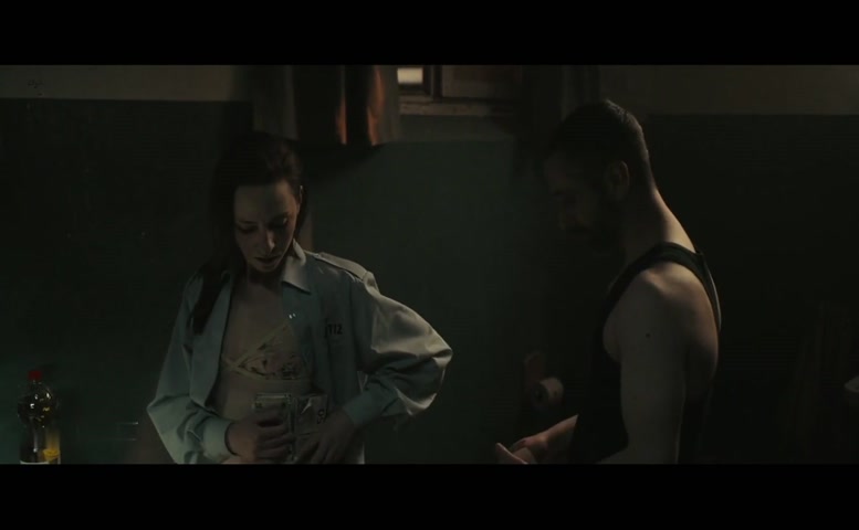 Katharina Schuttler Sexy Scene  in Future Is A Lonely Place