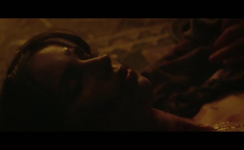 Heida Reed Breasts Scene  in Eternal Return