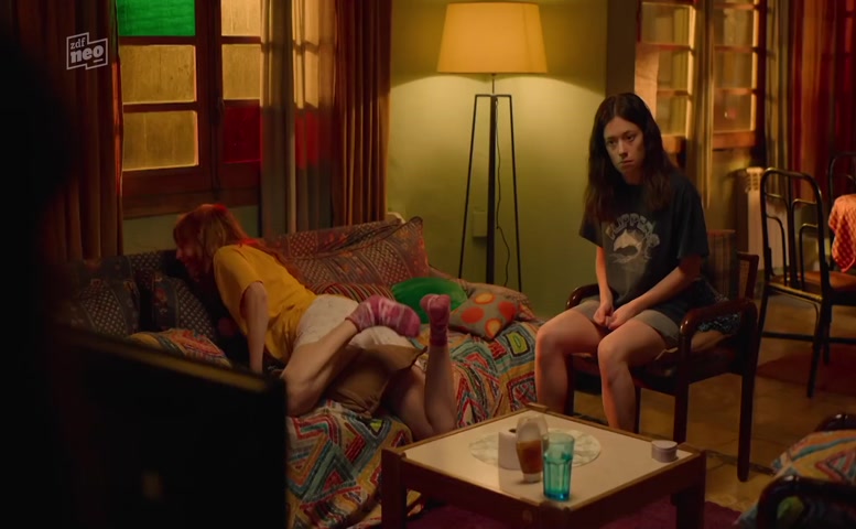 Natalia De Molina Breasts,  Bush Scene  in Facil