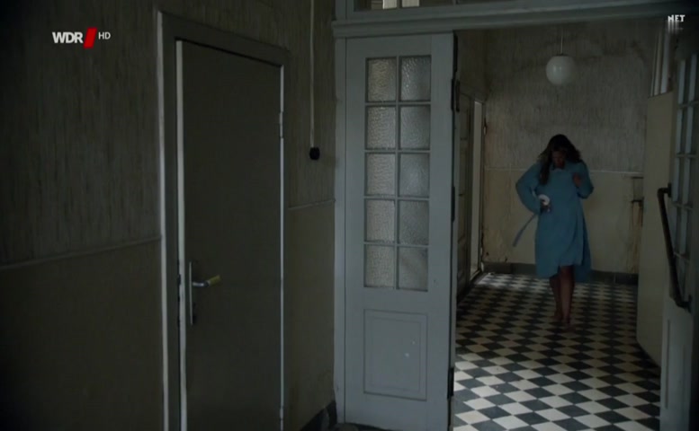 Janna Striebeck Bikini Scene  in Die Dienstagsfrauen: Zwischen Kraut Und Ruben