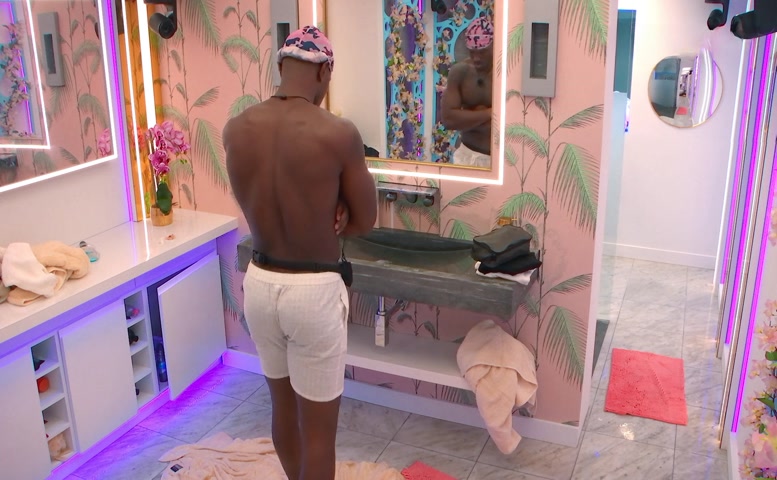 Valentina Rueda Velez Thong,  Underwear Scene  in Too Hot To Handle