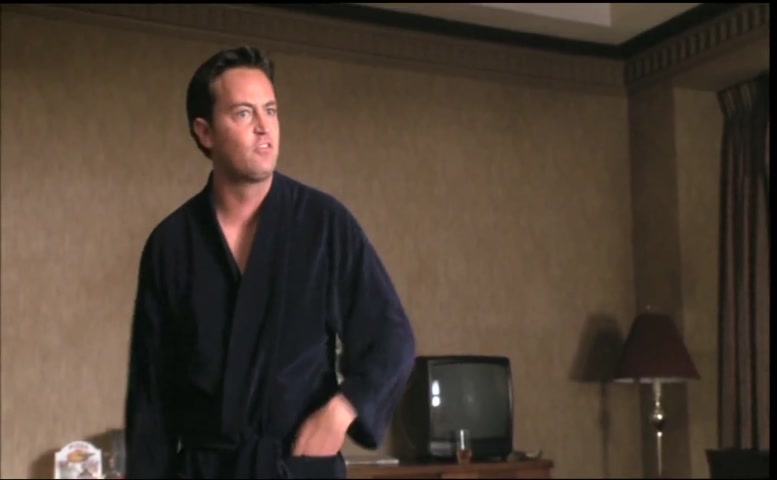 Natasha Henstridge Sexy Scene  in The Whole Nine Yards