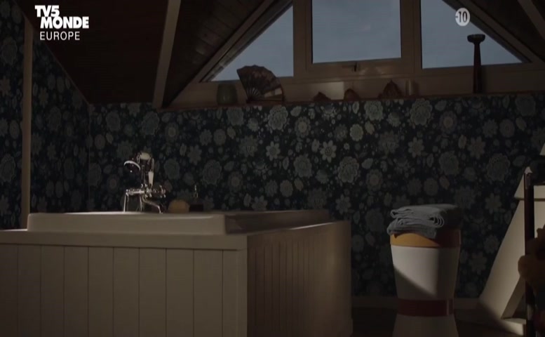 Ophelia Kolb Breasts Scene  in Memories Are Not Erased