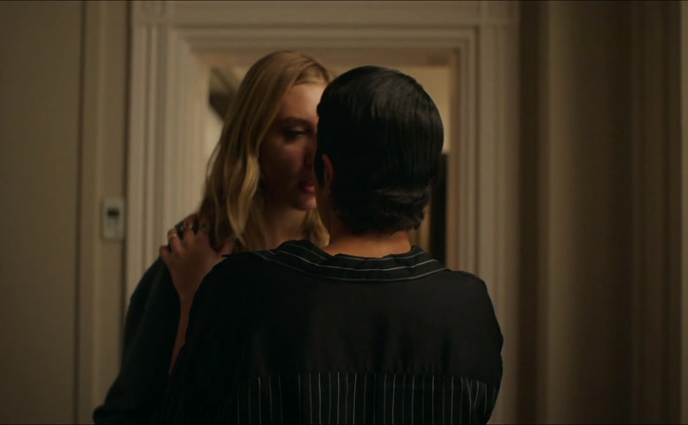 Ella Lily Hyland, Jess Darrow Lesbian Scene  in Fifteen-Love