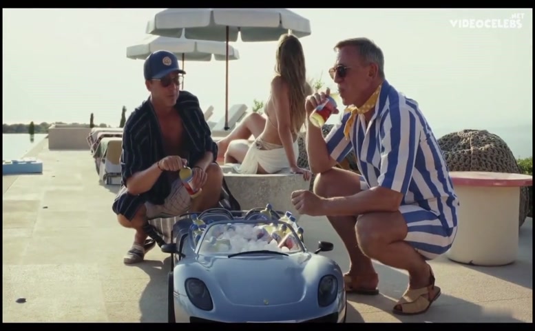 Kate Hudson Bikini Scene  in Glass Onion: A Knives Out Mystery