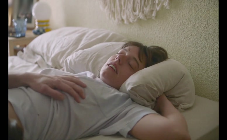 Maria Rodriguez Soto Sexy Scene  in Mamifera