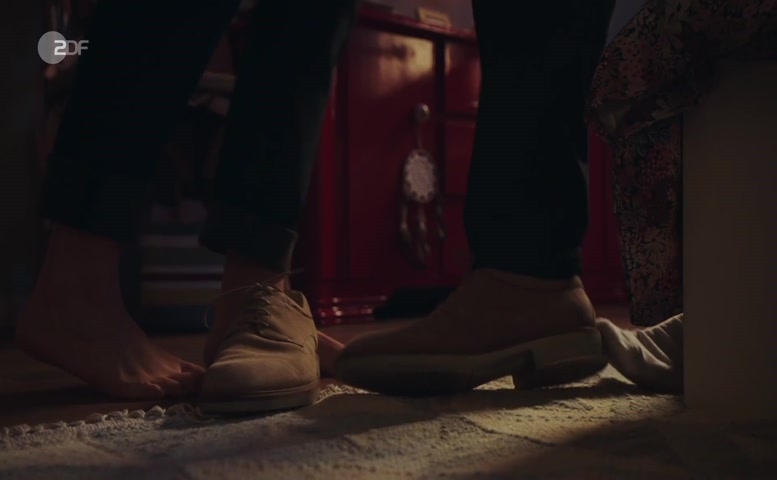 Henrike Hahn Sexy Scene  in Bettys Diagnose