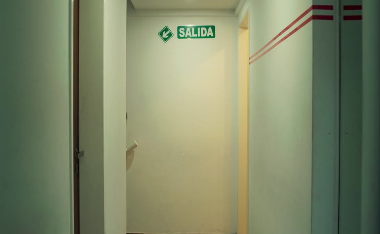 Malena Ratner Sexy Scene  in Almost Happy