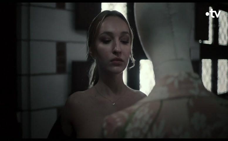 Ludmilla Makowski Butt Scene  in Mouton Noir