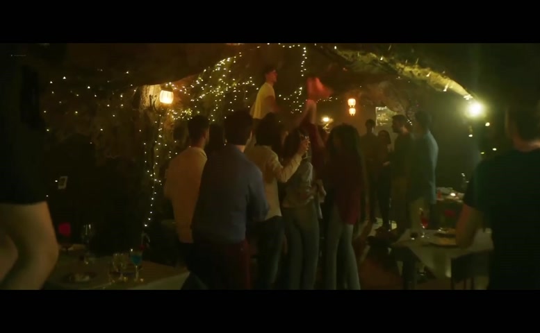 Denise Tantucci Breasts Scene  in Hotspot – Amore Senza Rete