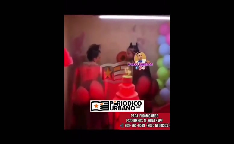 Tokischa, Rosalia Lesbian,  Breasts Scene  in Linda