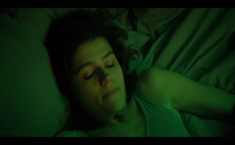 Masha Matsel Sexy Scene  in Vzroslye