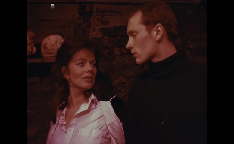 Mirdza Martinsone Breasts,  Underwear Scene  in Fotografiya S Zhenshchinoy I Dikim Kabanom