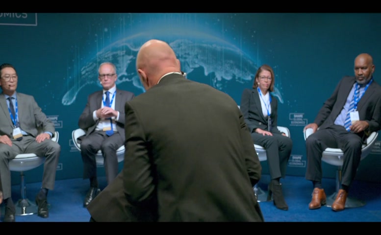 Anna Joan Breasts Scene  in Nemesis