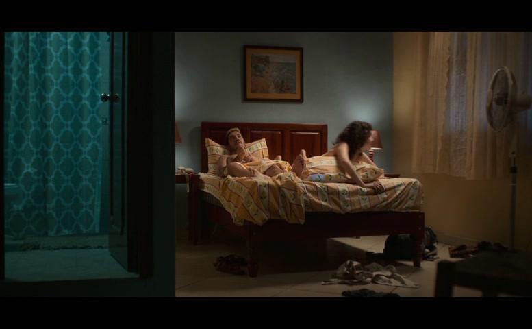 Gisselle Kuri Butt Scene  in The Secret Of The River