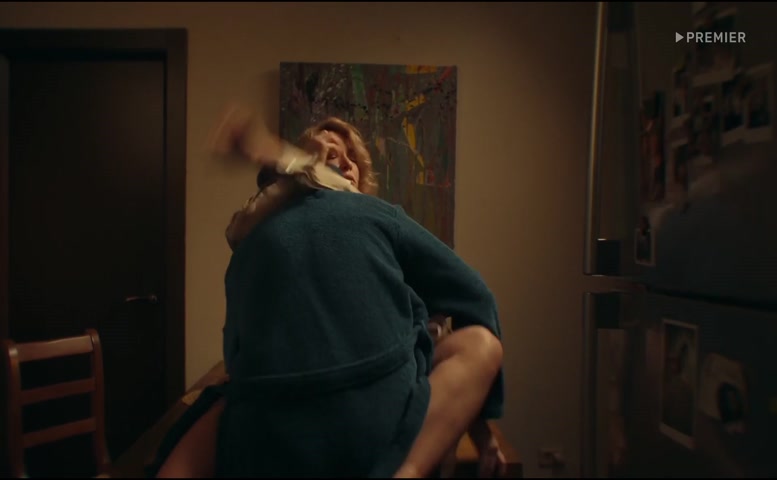 Tatiana Timakova Sexy Scene  in Zhvachka