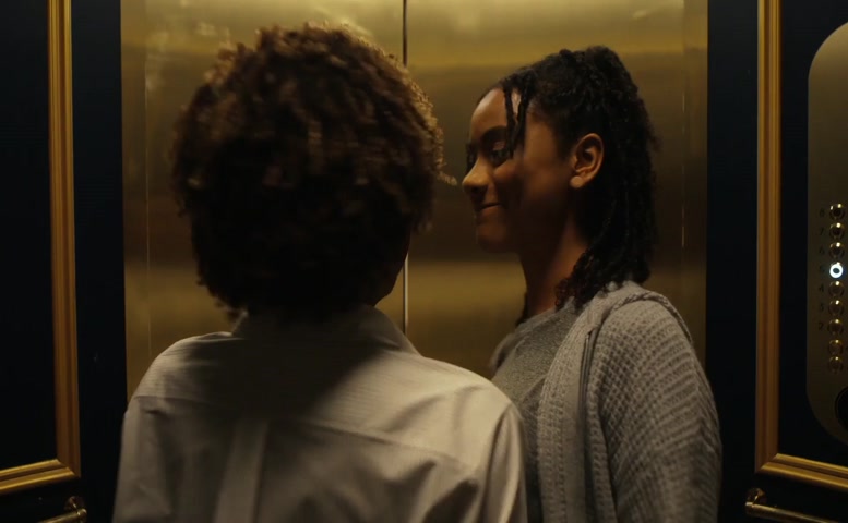 Asha Kamali, Michelle Natalie Nunez Lesbian Scene  in Doctor Odyssey