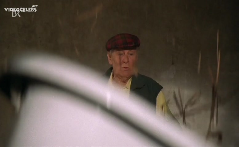 Catherine H. Flemming Butt Scene  in Die Meute Der Erben