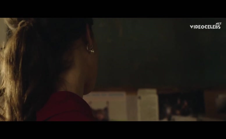 Kseniya Novysheva Underwear Scene  in Sili Vzaimodeistviya