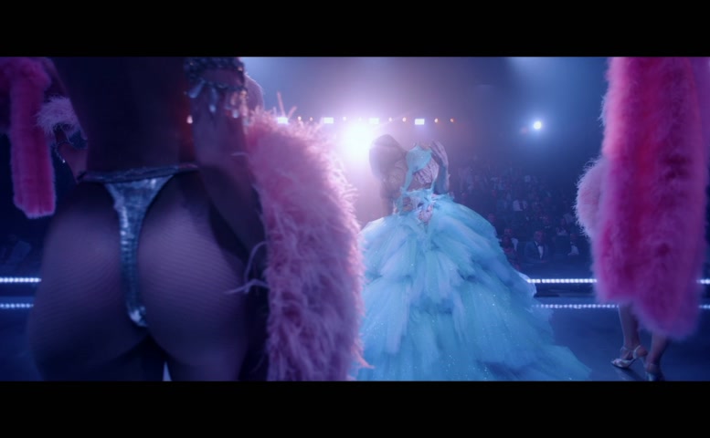 Margaret Qualley Breasts,  Butt Scene  in The Substance