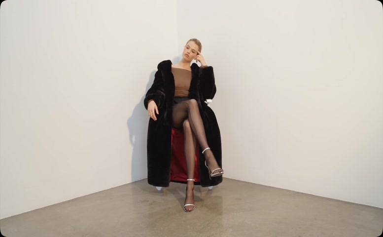 Hailey Clauson Sexy Scene in Hailey Clauson L’Beaute Homme 2024