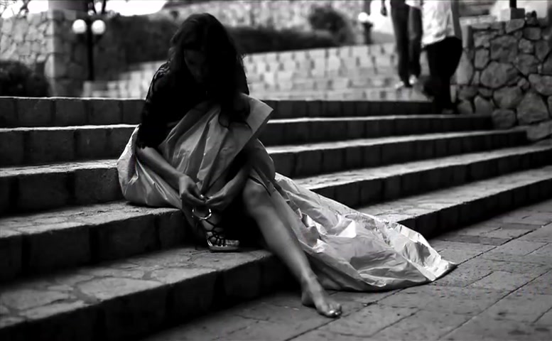 Irina Shayk Sexy Scene in Irina Shayk Danil Golovkin’S Photoshoot