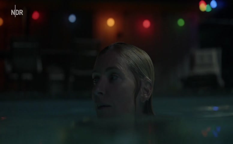 Maria Furtwangler Butt, Breasts Scene in Bis Zur Wahrheit