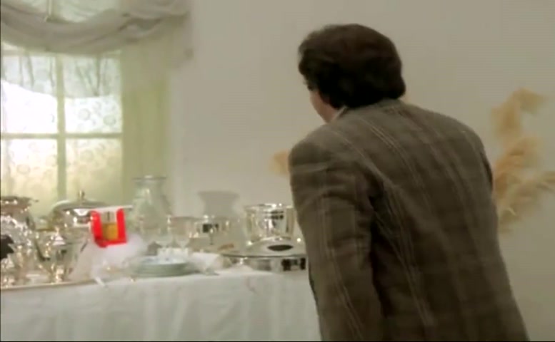 Marina Viro Butt, Breasts Scene in Delitti E Profumi