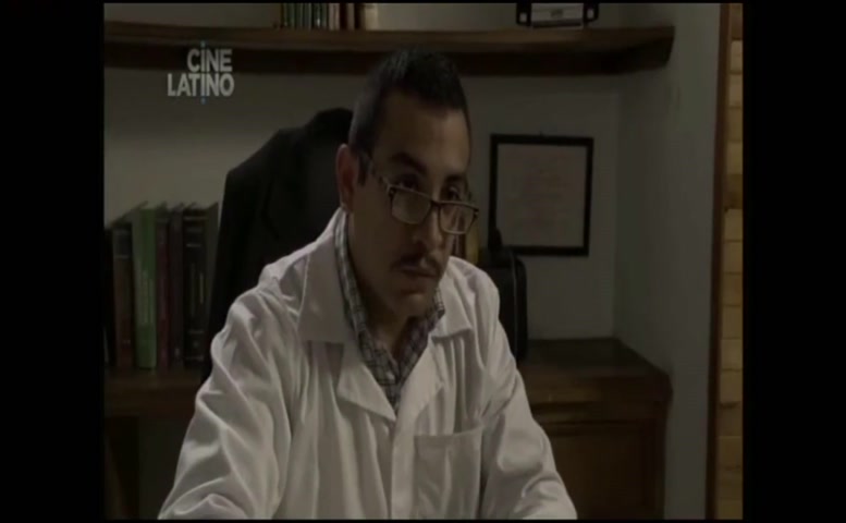 Tzoee Guardado Butt, Breasts Scene in Ginecologo De Senoritas