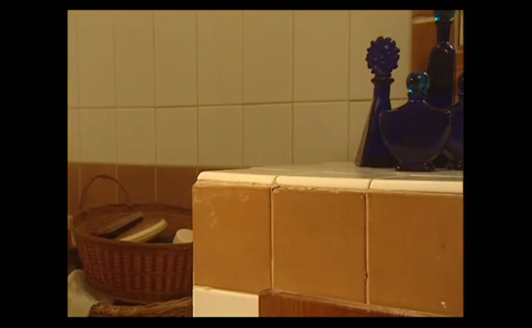 Silvia Rossi Butt Scene in Fine Settimana A Lecco