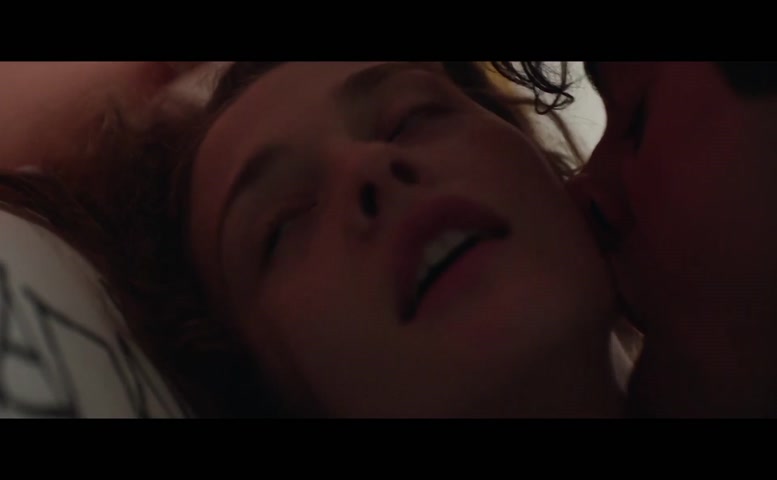 Minerva Casero Sexy Scene in Linda