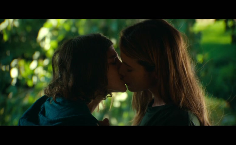 Joy Rieger, Marilou Aussilloux Lesbian Scene in Killer Influence