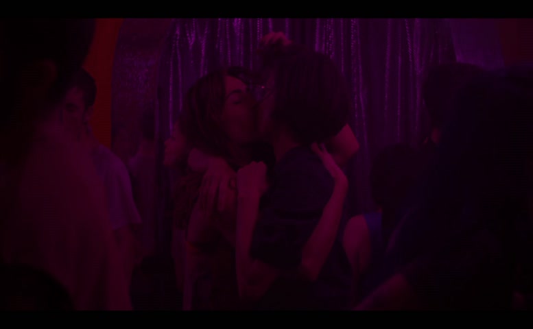 Itziar Atienza, Elena Anaya, Isa Montalban, Marina Orta Lesbian Scene in Past Lies