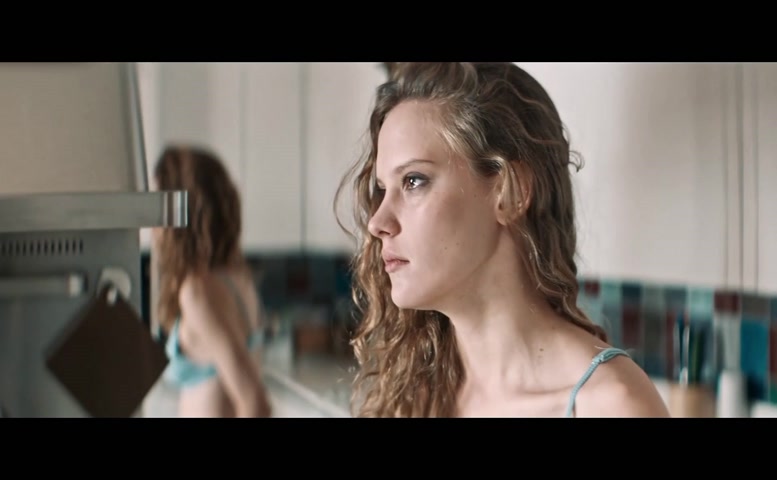 Mariya Yanycheva Underwear Scene in Taynoe Vlechenie