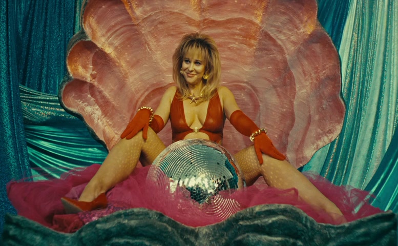 Anna Szymanczyk Thong, Underwear Scene in X-Rated Queen