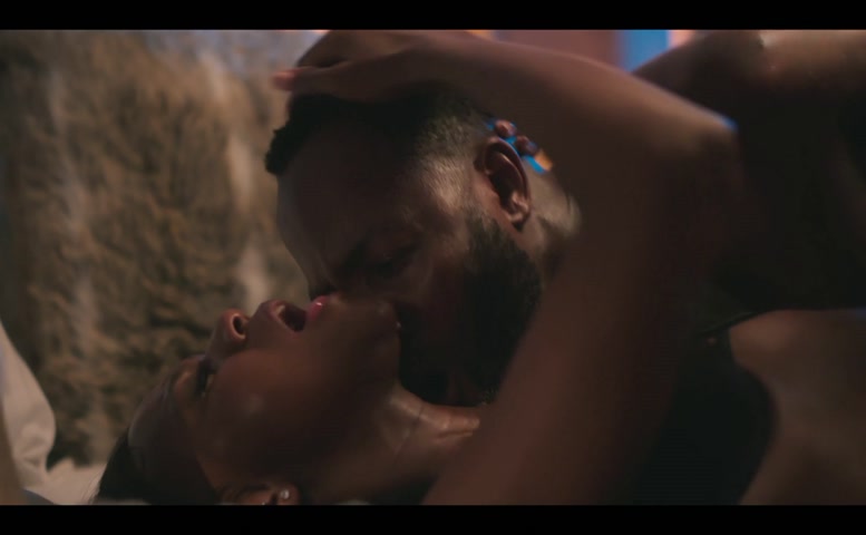 Sibusisiwe Jili Underwear Scene in Umjolo: Day Ones