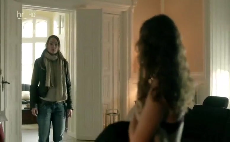 Mathilde Bundschuh Breasts Scene in Der Usedom-Krimi Morderhus