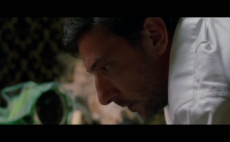 Penelope Cruz Underwear Scene in Don’T Move