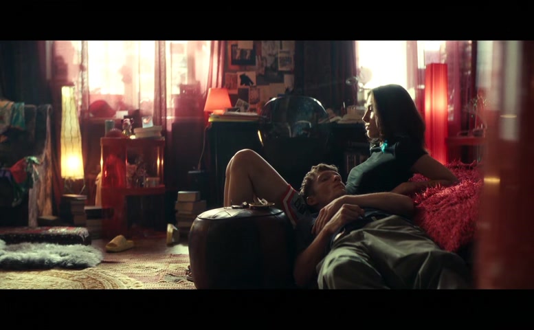 Mila Jankowska Sexy Scene in The Hooligan